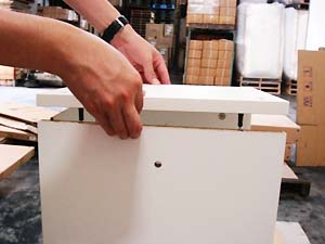 モジュラーシューズラックの組み立て