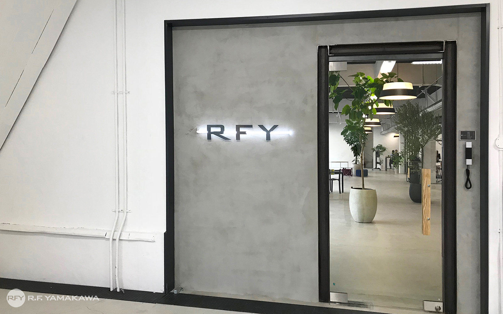 バーチャル背景 オフィスプランニング レイアウトならオフィス家具のアール エフ ヤマカワ