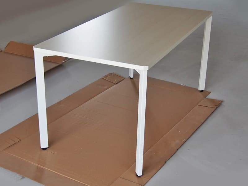 TEO ミーティングテーブル W1500xD750の組み立て