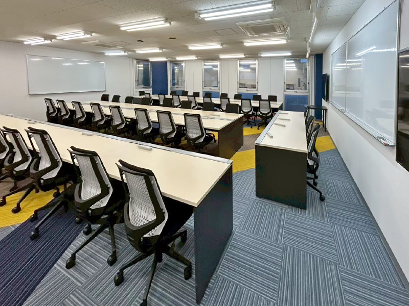 教育施設納入事例(学校法人情報文化学園 アーツカレッジヨコハマ 様)