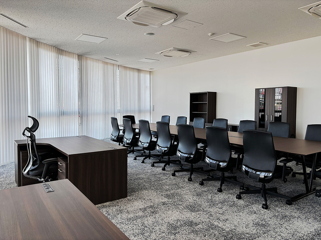 納入後写真　3F 役員会議室