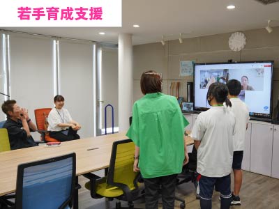 中学生の職場体験学習を受け入れ