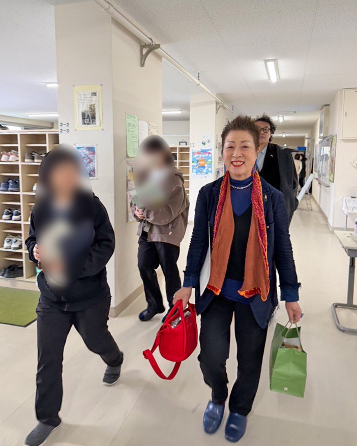 会長が中学校での職業講話に登壇しました