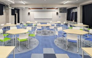 教育施設納入事例事例(兵庫県立尼崎小田高等学校 様)