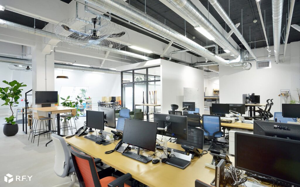 R.F.Y東京オフィスのバーチャル背景